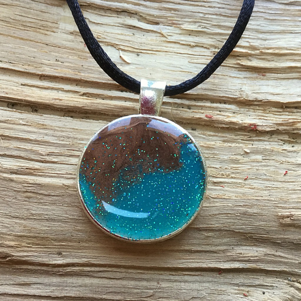 Ref: TP04 - Turquoise and copper with glitter on silver pendant.